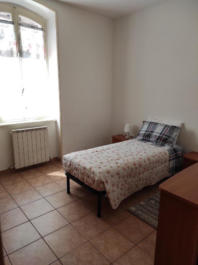 Ferienwohnung Casa Di Luca Lecco Exterior foto