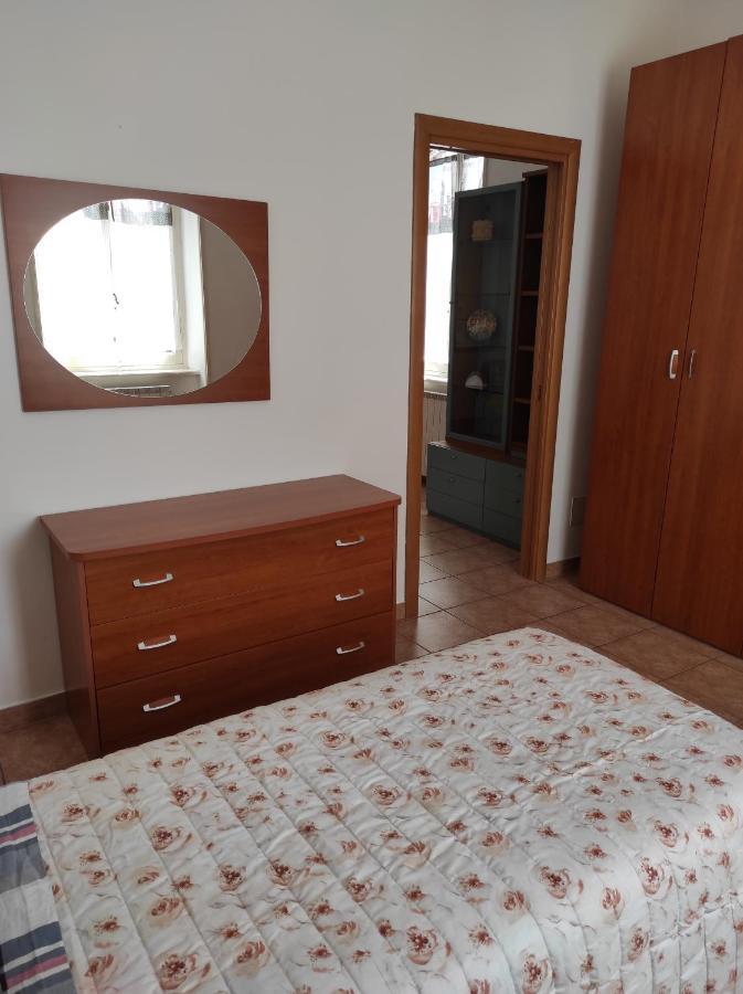 Ferienwohnung Casa Di Luca Lecco Exterior foto